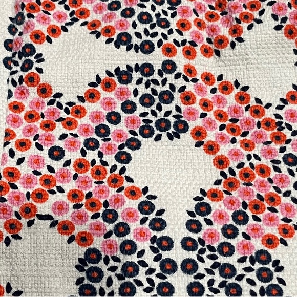 Boden Sleeveless Floral Martha Peplum Rollneck Top - Picture 11 of 13